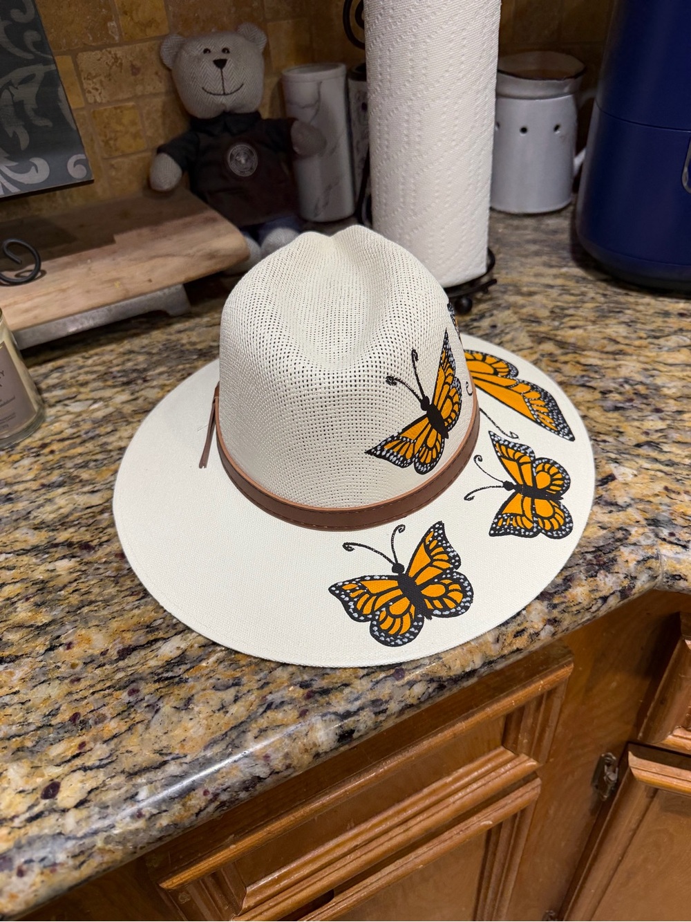 Hand Painted Butterfly Hat from Mexico Size Medium - Picture 4 of 5